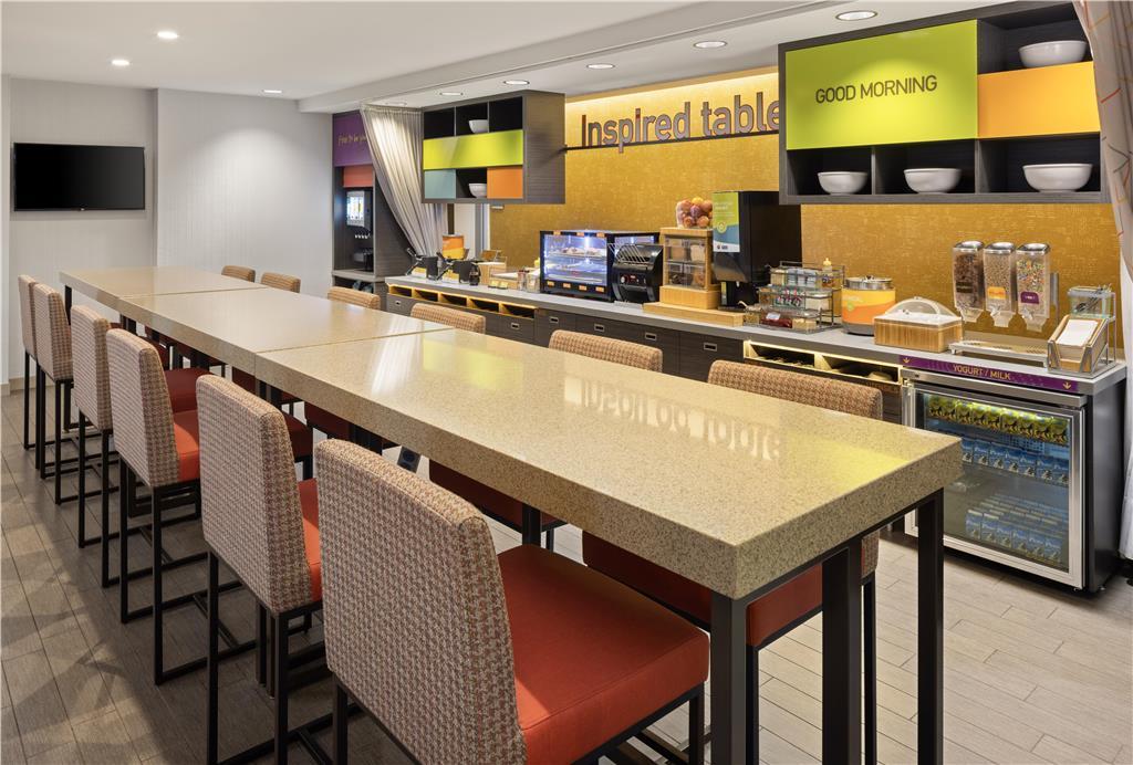 Home2 Suites By Hilton Roseville Minneapolis Restaurant photo